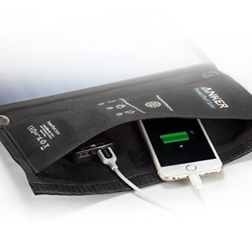 Anker PowerPort 21W 2-Port USB Solarladegerät für iPhone 6s / 6 / 6s Plus / 6 Plus, iPad Air 2 / mini 3, Galaxy S6 / S6 Edge und weitere - 